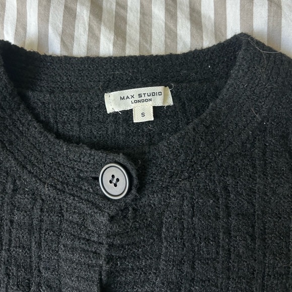 Black Women's Sweater S - Picture 3 of 4